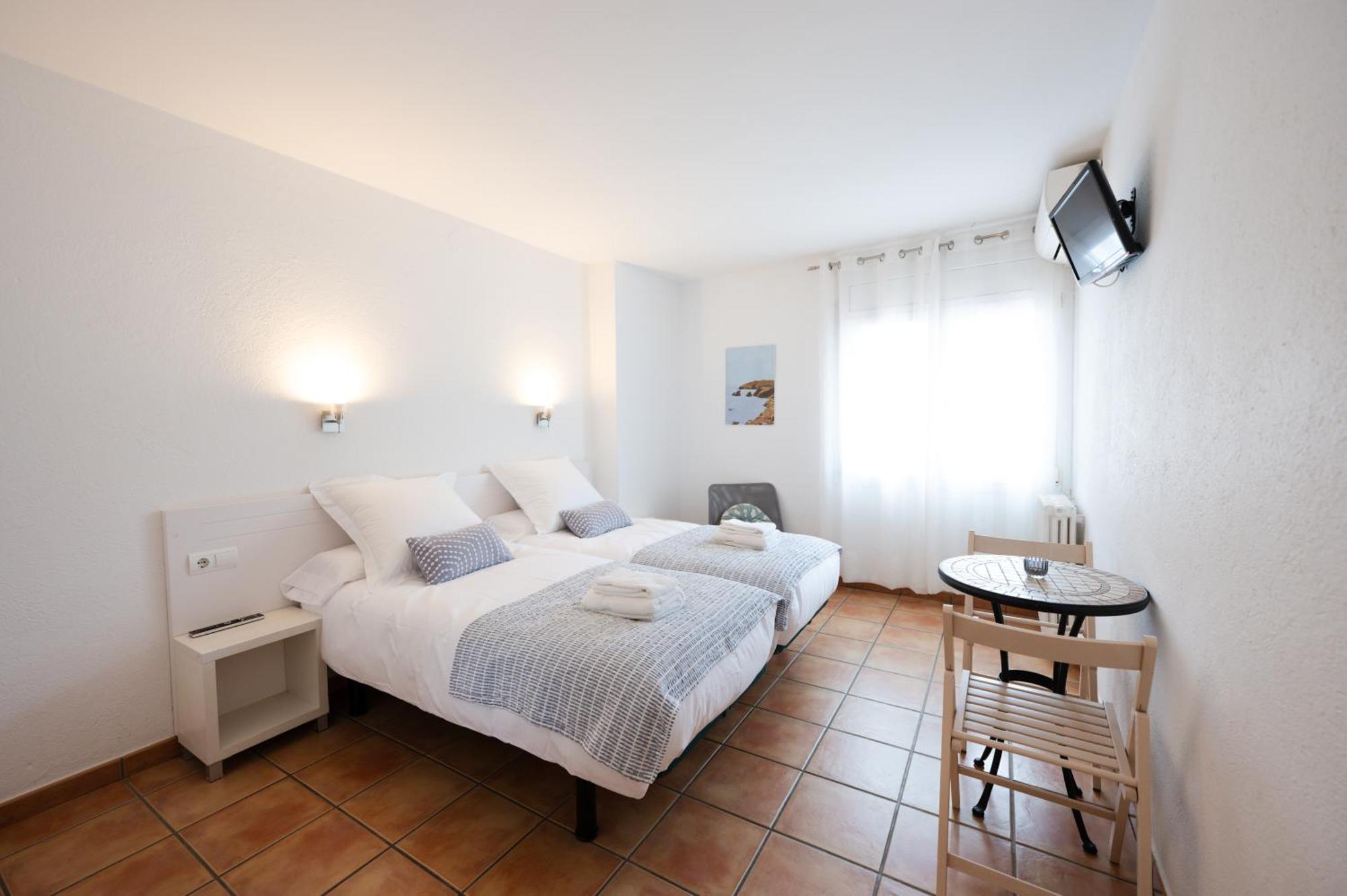 Hostal El Ranxo Cadaques Luaran gambar